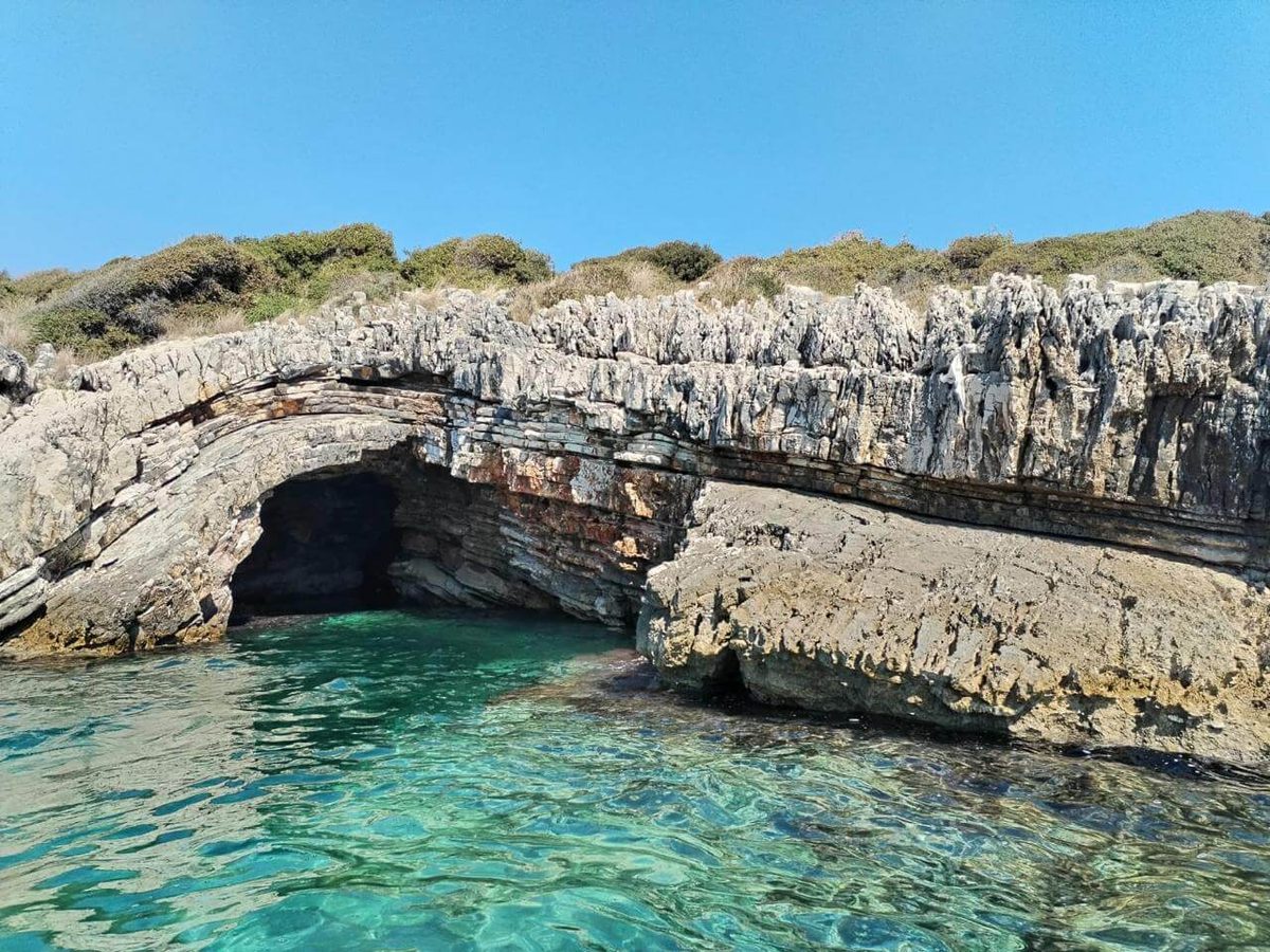 Turtle Cave — Shpella e Milotit